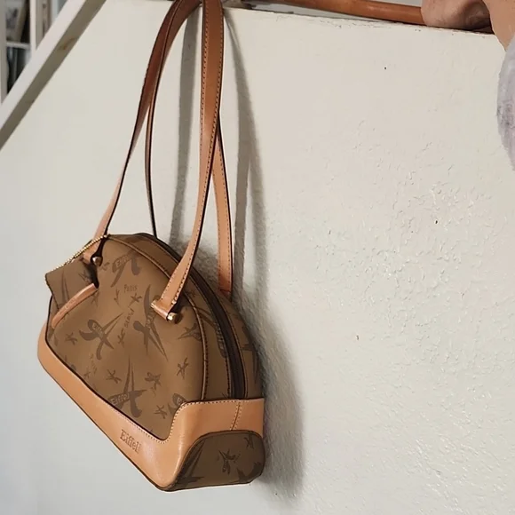 LeTour Eiffel Vintage Elegant Tan and Brown Shoulder Bag - Picture 5 of 16